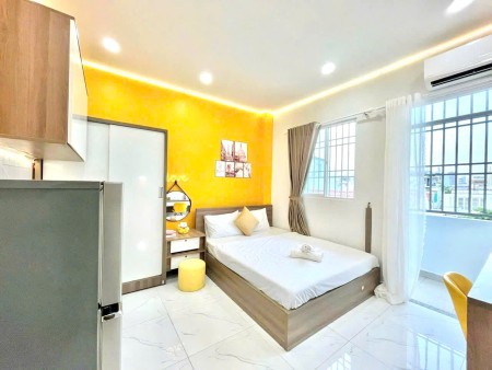 Phòng trọ 35m2 full nội thất có thang máy, ban công Nguyễn Xí Bình Thạnh gần ĐH Văn Lang giáp Gò Vấp