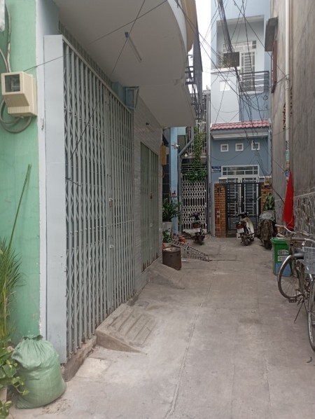 Nhà mới cho thuê nguyên căn, miễn phí internet và không tăng giá trong 2 năm.