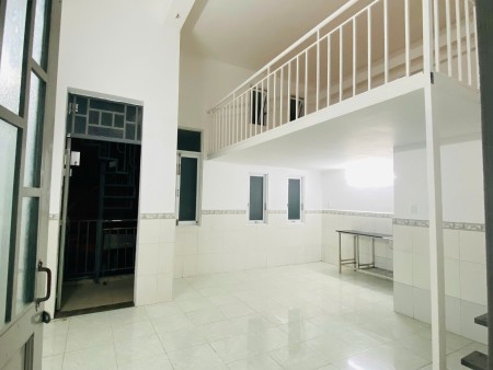 CHÍNH CHỦ CHO THUÊ PHÒNG PHƯỚC LONG A, PHÒNG RỘNG, GIỜ GIẤC TỰ DO
