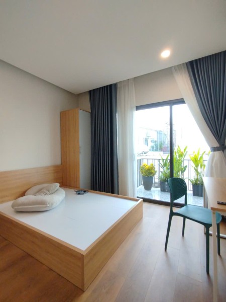 CHO THUÊ PHÒNG BAN CÔNG – FULL NỘI THẤT – QUẬN 10 – GẦN ĐH BÁCH KHOA, HUTECH, ĐH H