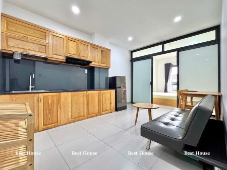 CHO THUÊ CHDV 1PN 1PK BAN CÔNG ĐỐI DIỆN ETOWN CỘNG HÒA NỘI THẤT ĐẸP