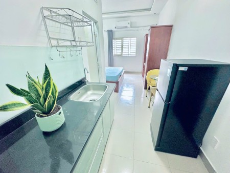 Phòng trọ cho thuê giá rẻ ĐH UEH Q10 đầy đủ nội thất cửa sổ thoáng mát