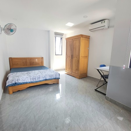 Chính Chủ Cho Thuê Căn Hộ Mới , Cửa Sổ 3 Cánh , Nguyễn Văn Thương _ Bình Thạnh