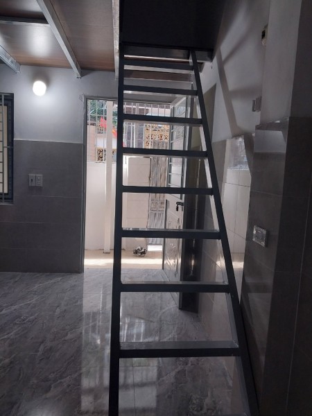 Phòng gia đình 40m2. Điện nước giá nhà nước. Khi dân cư yên tĩnh. Gần chợ trường học.