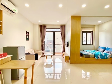 CHO THUÊ STUDIO BAN CÔNG - GẦN LOTTE - CẦU KÊNH TẺ- KDC HIM LAM- ĐH TĐT- SÁT Q4 Q8