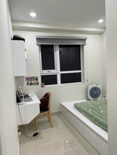 Chung cư Bàu Cát, Hồng lạc, p10, TB: 69m2, 2PN, 2WC, NT, 9tr/th.