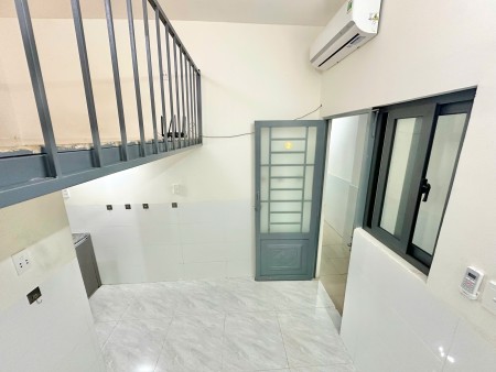 Phòng mới xây có gác tại 566/41A Nguyễn Thái Sơn p5 Gò Vấp giá rẻ dịp hè