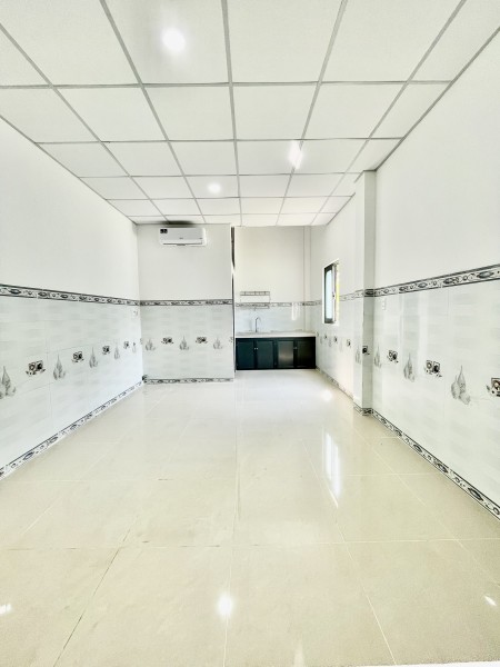 Mới Xây 100% Ngay Đỗ Xuân Hợp, Kinh Tế Đối Ngoại, Phòng Máy Lạnh, Nt Cơ Bản, Giá Sinh Viên Rẻ