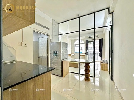 Cho thuê phòng ban công tách bếp ngay sân bay gần đại học Công Thương đại học Công nghiệp