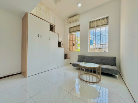 Phòng Duplex Có gác Full Nội Thất Ban Công Máy Giặt Riêng ngay QL13 gần Đại học Luật, UEF, Hutech