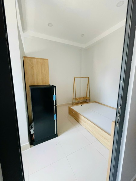phòng trọ giá rẻ quận 3 ngay công viên lê văn tám , chợ tân định q1