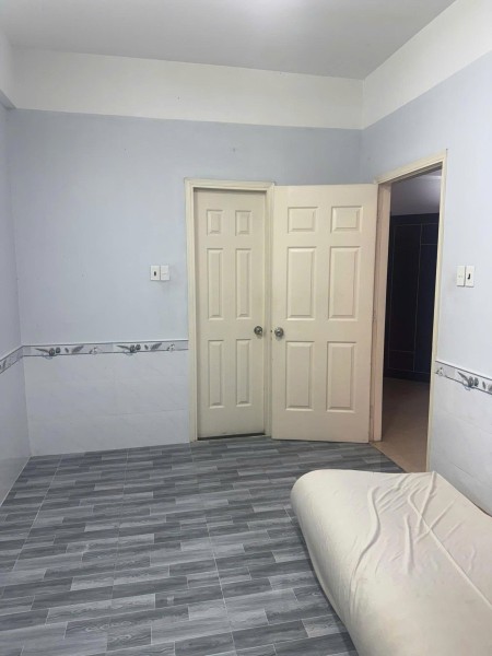 Chung Cư Ngô Gia Tự Quận 10 : 2p ngủ, 75m2, 10tr/th