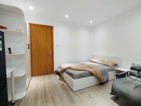 Cho thuê căn hộ Studio Tách bếp, Cửa sổ Q1 gần công viên 23 tháng 9, Ngã Năm Cống Quỳnh, Bùi Viện