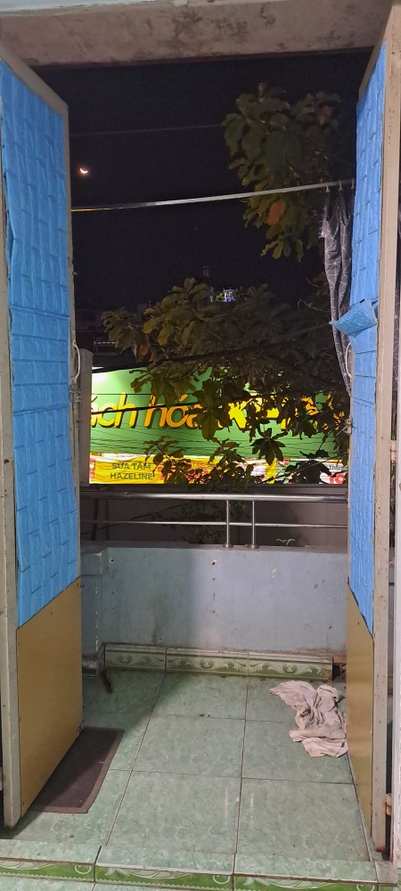CHO NỮ THUÊ PHÒNG Ở RỘNG 20m2 ( TẦNG 1)