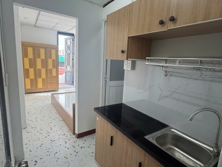 Phòng Thật_Ảnh thật_Cho thuê phòng ban công, tách bếp_Bình Thạnh, gần Văn Lang, HVCB giá rẻ chỉ 4trX
