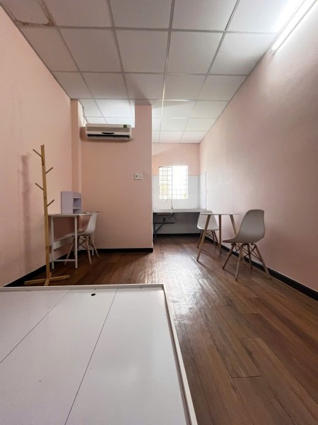 Phòng đẹp cửa sổ trời – Nhỏ gọn, hiện đại, chất từng góc sống