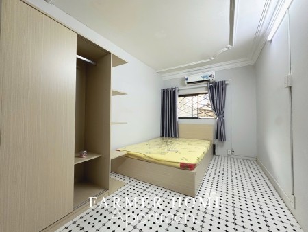 Chính chủ cho thuê căn hộ 2phòng ngủ, 1Phòng khách Cửa sổ full nội thất