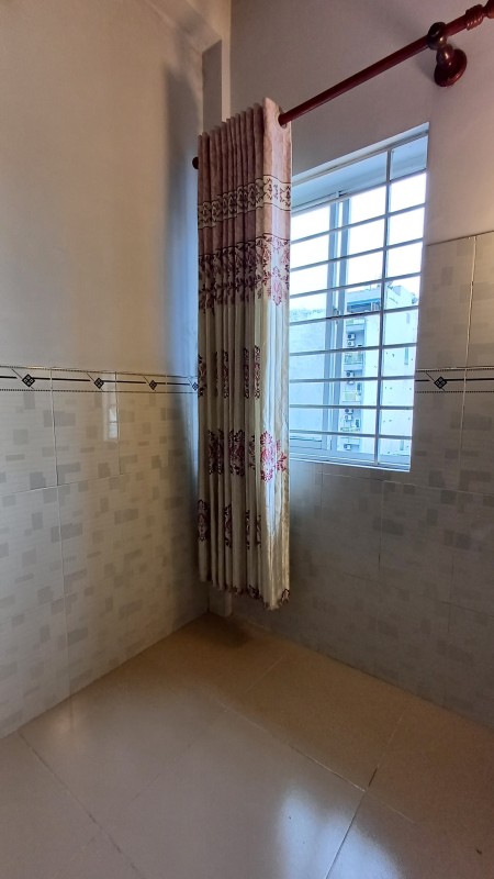 Nhượng lại phòng sát Etown, 554/16 Cộng Hoà, Q. Tân Bình, có cửa sổ
