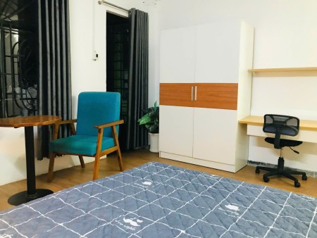 Trống phòng 35m2 full nội thất, Bancol thoáng Mê Linh, quận Bình Thạnh, gần Quận 1, Hàng xanh, Thị n
