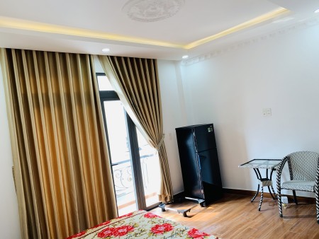 phòng cao cấp, gần sân bay, gần nhiều trường đại học,ngay trung tâm