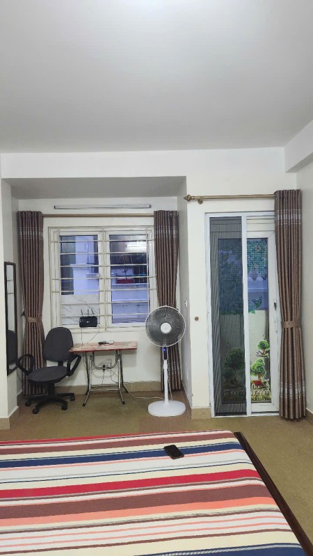 Cho thuê tầng 3 tại 137 ngõ Thái Thịnh 1, phường Đống Đa, Hà Nội