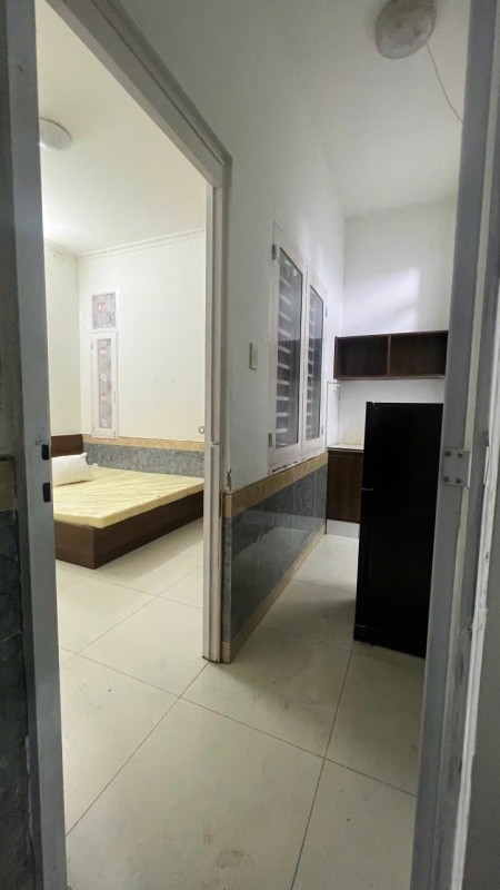 Chính chủ cho thuê phòng Full nội thất Tách Bếp Cực rộng giá 3tr6