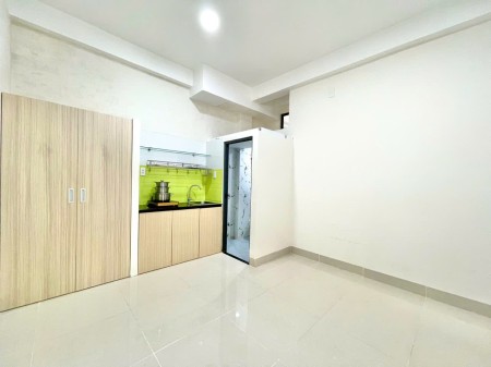 PHÒNG CAO CẤP MỚI TINH NGAY ÂU CƠ LẠC LONG QUÂN