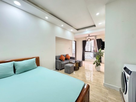 PHÒNG FULL NT BAN CÔNG NGUYỄN THIỆN THUẬT