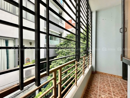 PHÒNG TRỌ GIÁ RẺ DÀNH CHO SV - PHÒNG RỘNG -CÓ CỬA SỔ LỚN - BAN CÔNG RỘNG