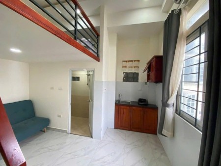 TRỐNG LẠI MÃ GÁC CỬA SỔ MẶT TIỀN SÁNG THOÁNG ĐẦY ĐỦ NỘI THẤT