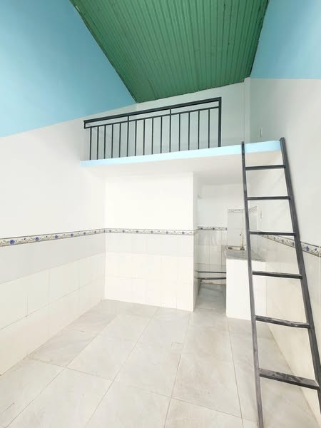 Phòng Mới, Sạch sẽ, Gác cao Đường Nguyễn Tri Phương, Dĩ An zá từ 1tr9 KO Chủ, Giờ Tự Do