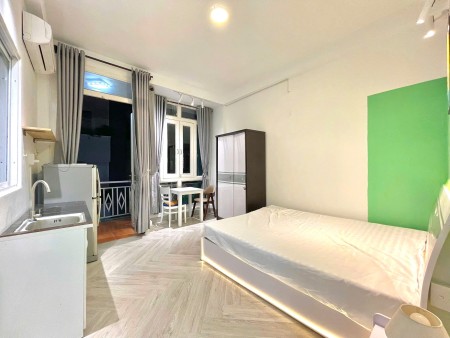 PHÒNG TRỌ 35m2 FULL NỘI THẤT, BAN CÔNG BÌNH THẠNH GẦN HÀNG XANH, Gần ĐH GTVT, HUTECH, Ngoại Thương