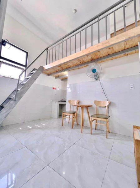 Căn hộ gác cao 1m8 rộng rãi - ở được liền