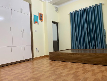 Phòng có ban công - 25m2 tại Cầu Giấy
