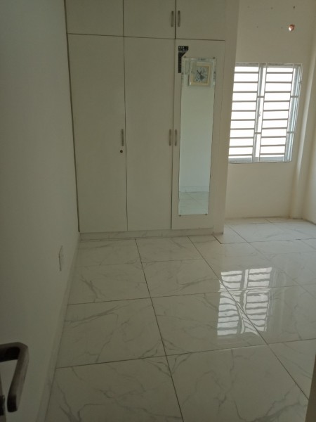 PHÒNG MÁY LẠNH MÁT MẺ NGAY TRƯỜNG SA-PHAN XÍCH LONG