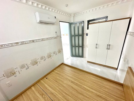 Pass Phòng 1 phòng ngủ, tách bếp, cửa sổ trời siêu thoáng.
