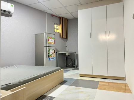 Phòng rộng 20m2 đầy đủ nội thất ngay quận trung tâm