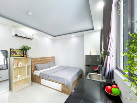 NGẤT NGÂY CON GÀ TÂY VỚI DẠNG PHÒNG STUDIO FULL NỘI THẤT , CỬA SỔ TRỜI ZDÁ CHỈ TỪ 6XXX