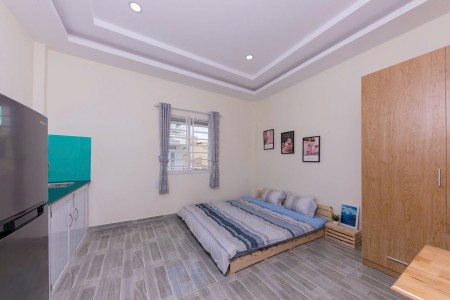 Phòng trọ cho thuê 30m2, cửa sổ, full nội thất gần VLU, chợ Bà Chiểu đường Bùi Đình Tuý