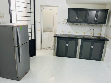 Phòng trọ sạch sẽ thoáng mát tiện nghi vào ở ngay