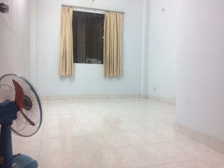 PHÒNG CỬA SỔ MÁY LẠNH THOÁNG MÁT NGAY THĂNG LONG- CỘNG HÒA