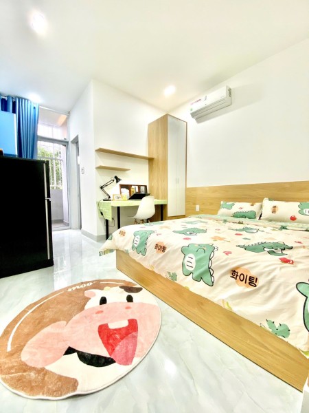 Phòng trọ cho thuê 30m2 ban công, máy giặt riêng full nội thất gần ĐH Ngoại Thương, Hutech, GTVT