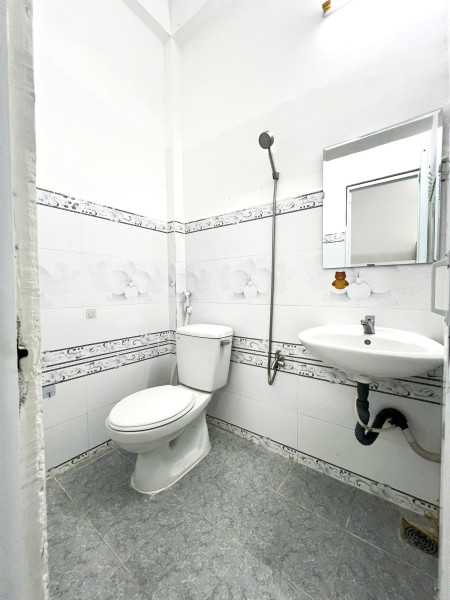 Phòng trọ 22m2 giờ giấc tự do ở Tân Phú