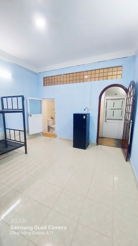 Ban công, tách bếp 30m2 ngay Công Viên Gia Định, Gò Vấp