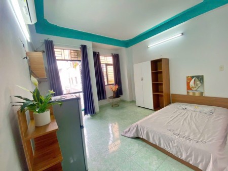 Cho thuê phòng trọ ban công đầy đủ nội thất
