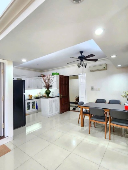 ParkLegend Hoàng Văn Thụ, TB: 2p ngủ, nhà mới 18tr/tháng.