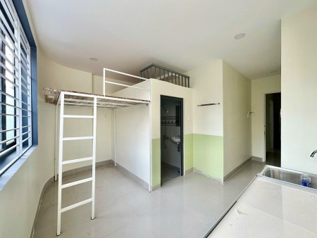 PHÒNG TRỌ 30M2 MỚI FULL NỘI THẤT, GÁC THOÁNG, CỬA SỔ GẦN ĐẠI HỌC NGOẠI THƯƠNG, GTVT, HUTECH