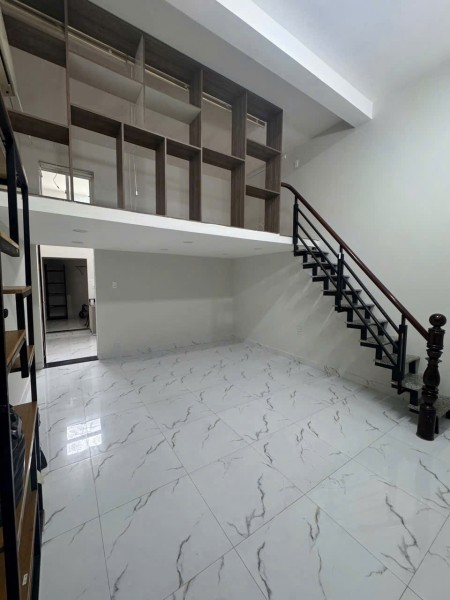 Cho thuê căn hộ 40m2 tại trung tâm Quận 5 - Giá 7,5 triệu/tháng