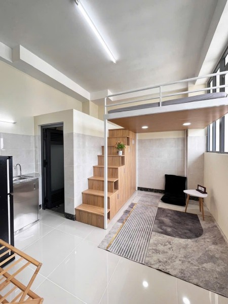 Phòng có gác 35m2 mới 100% ban công gần ngã tư Hàng Xanh, ĐH Văn Lang ở Bùi Đình Tuý Bình Thạnh