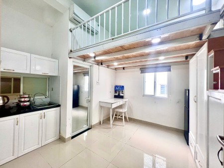GÁC LỬNG CỬA SỔ TRỜI ĐẦY ĐỦ TIỆN NGHI NGAY COOP MART NHIÊU LỘC, ĐH SƯ PHẠM